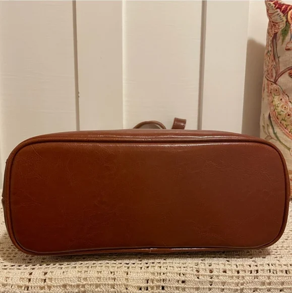 Keepblance Brown Leather Backpack - Picture 5 of 9